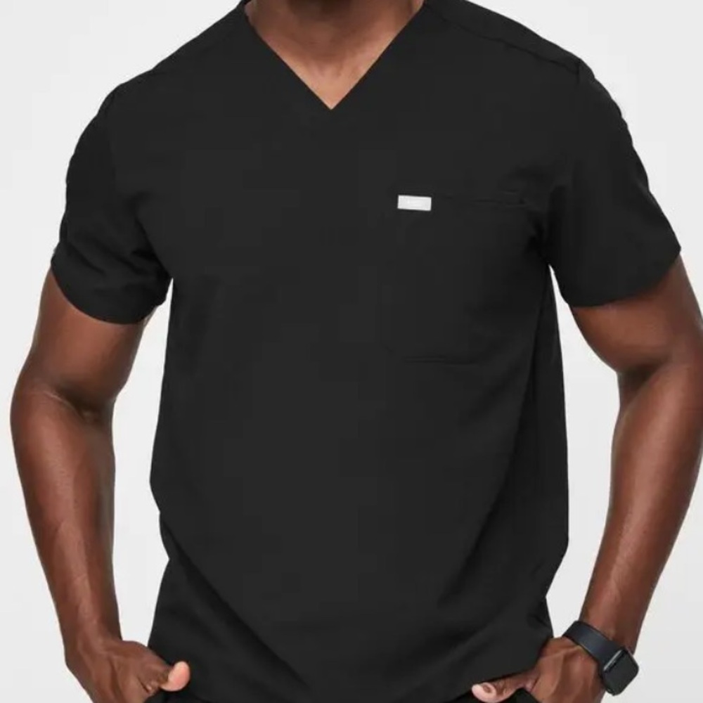 New, FIGS Leon 3 Pocket V-Neck Black Scrub Top- Men Size L